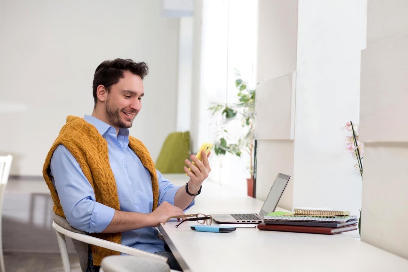 Professionelle Online-Lernplattform mit interaktiven Elementen